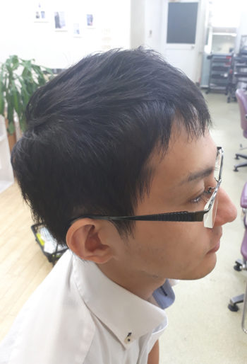 賢そうなメンズ コアフィールド マサコ